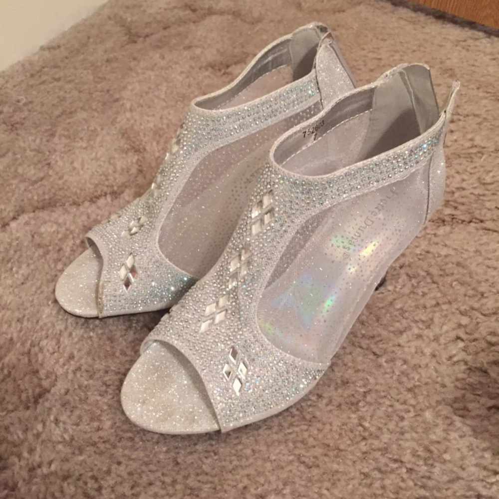 Open toe heel
